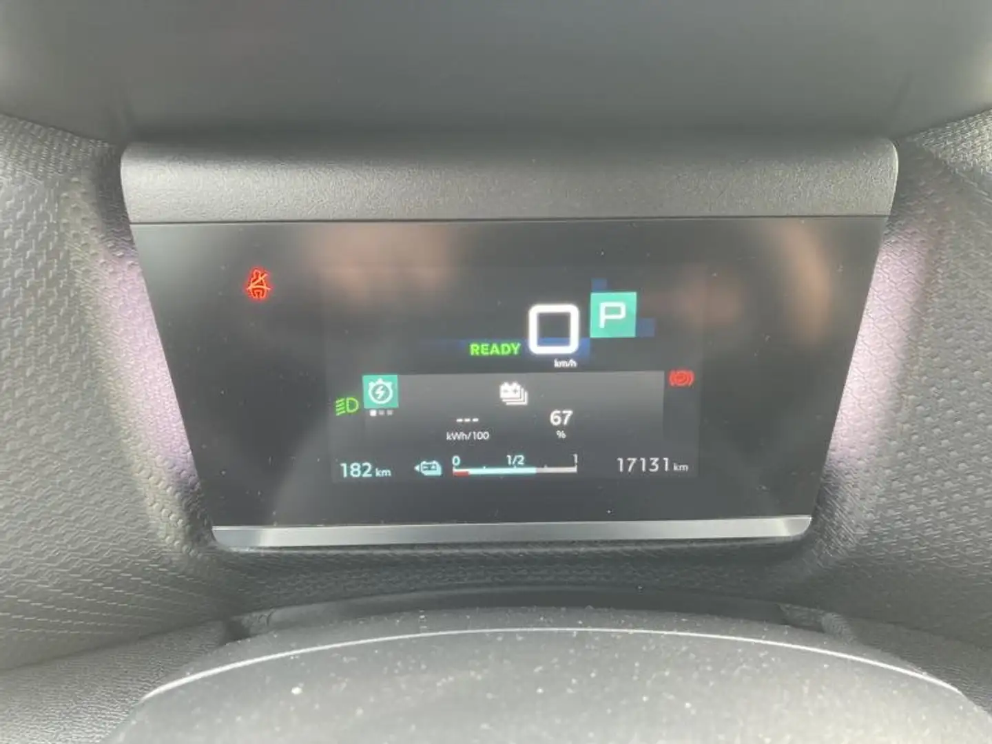 Citroen E-C4 Electric 136 SHINE Grau - 2