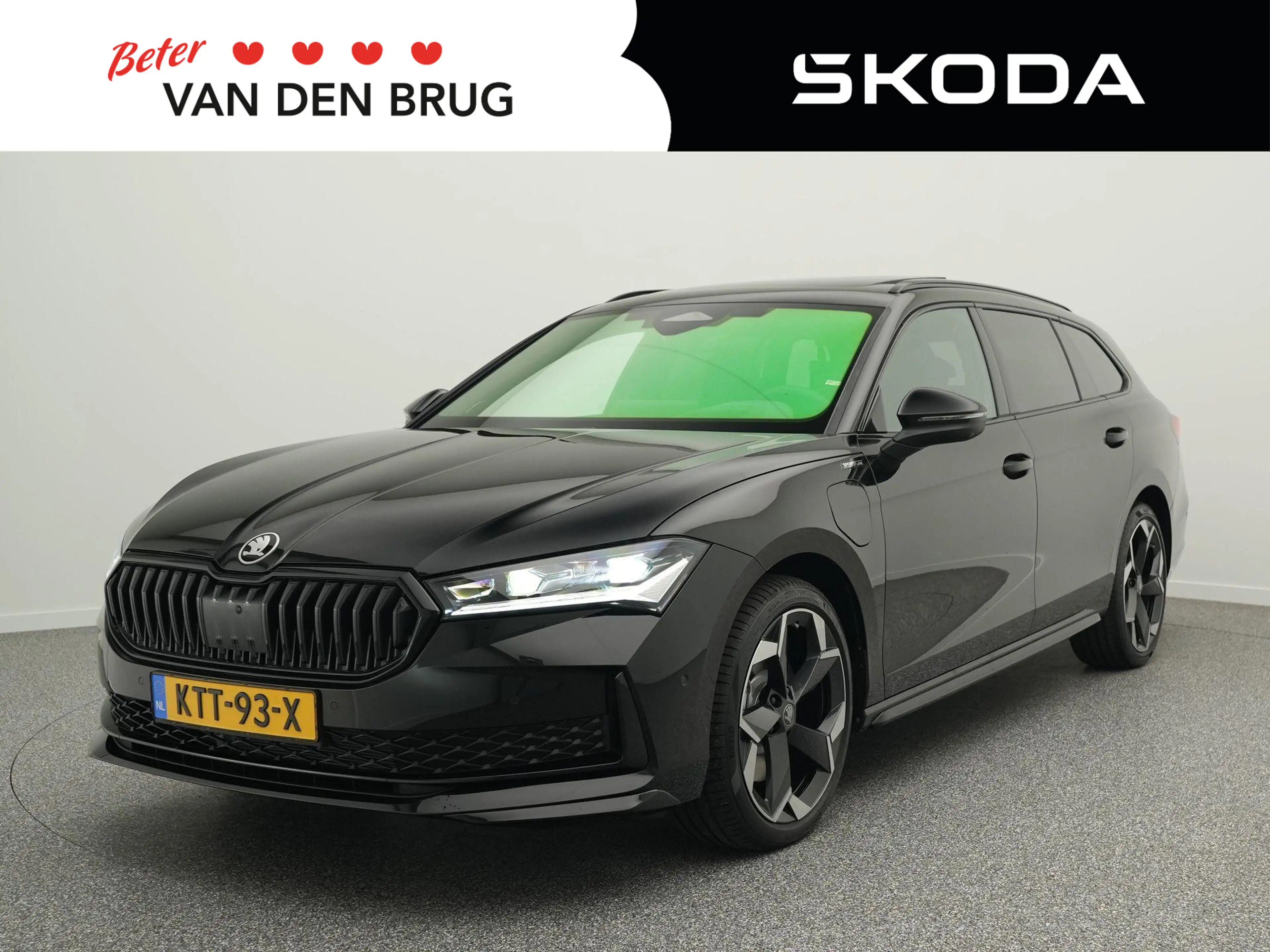 Skoda Superb Combi 1.5 TSI 204pk PHEV Sportline Business | Pano