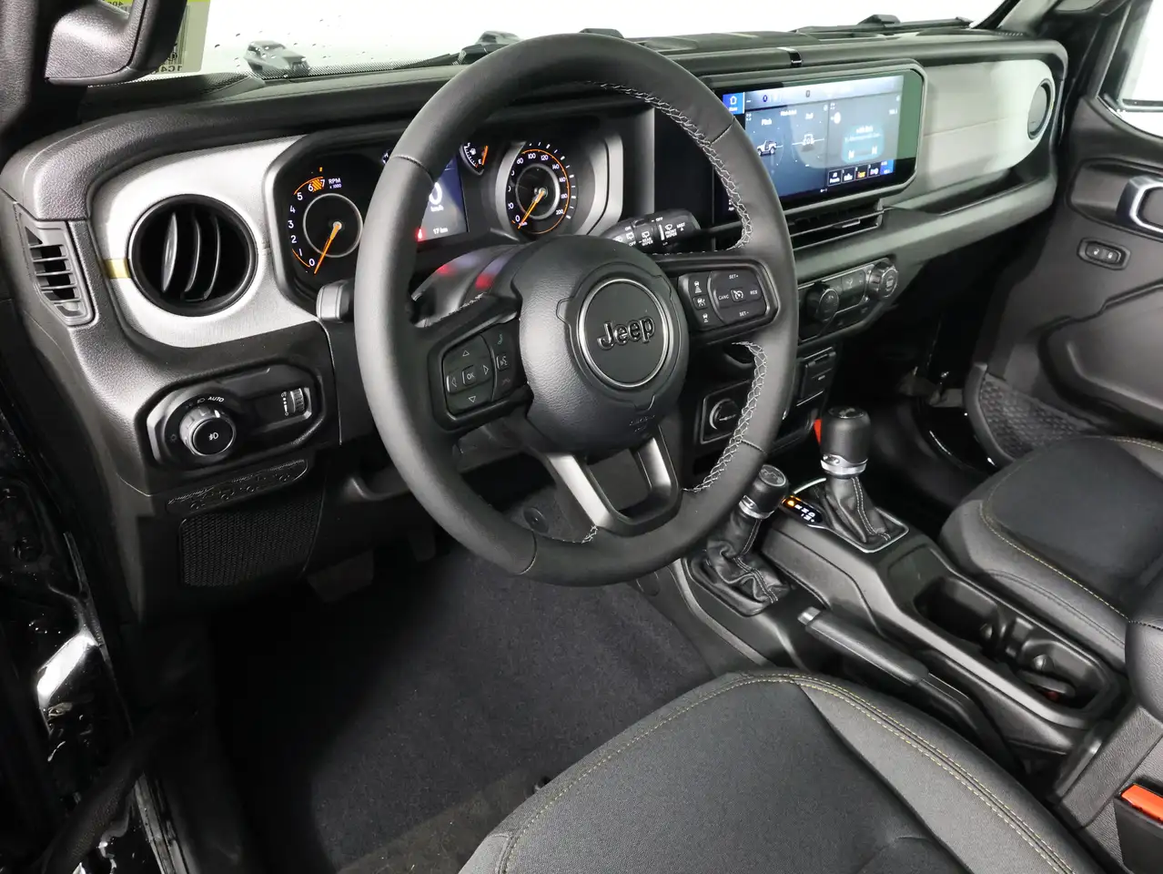 Jeep Wrangler снимка Jeep Wrangler