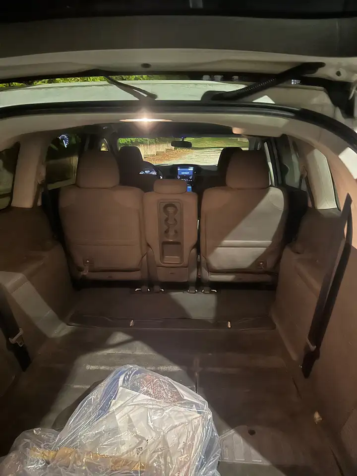 Honda Odyssey снимка Honda Odyssey