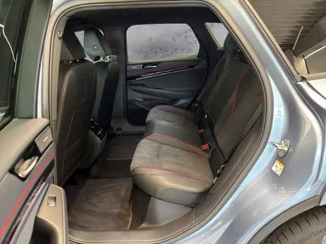 Volkswagen ID.7 view 10