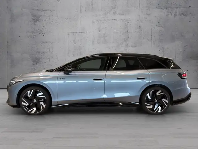 Volkswagen ID.7 view 3