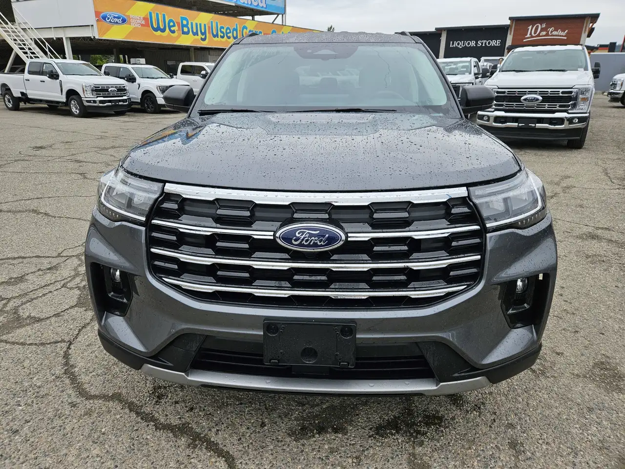 Ford Explorer снимка Ford Explorer