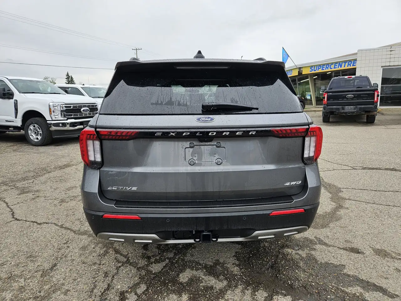 Ford Explorer снимка Ford Explorer