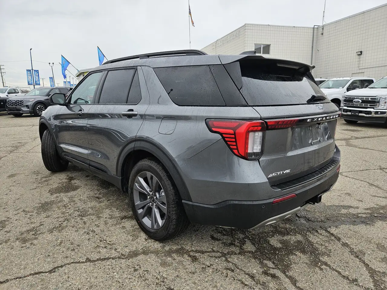 Ford Explorer снимка Ford Explorer