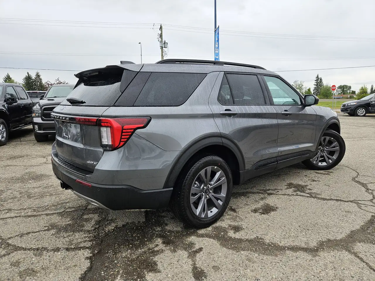 Ford Explorer снимка Ford Explorer