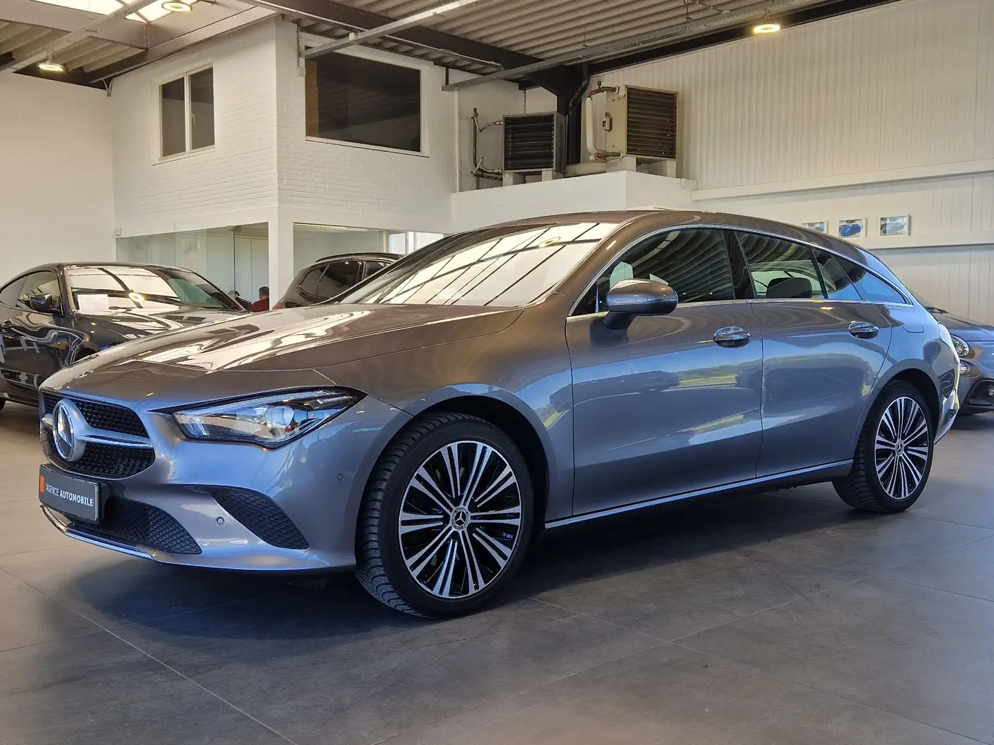 Mercedes-Benz CLA 250 e PHEV Business Solution - Garantie 12M Gris - 2
