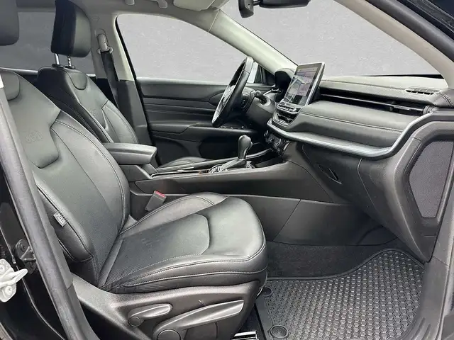 Jeep Compass view 6