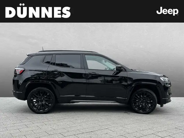 Jeep Compass view 3