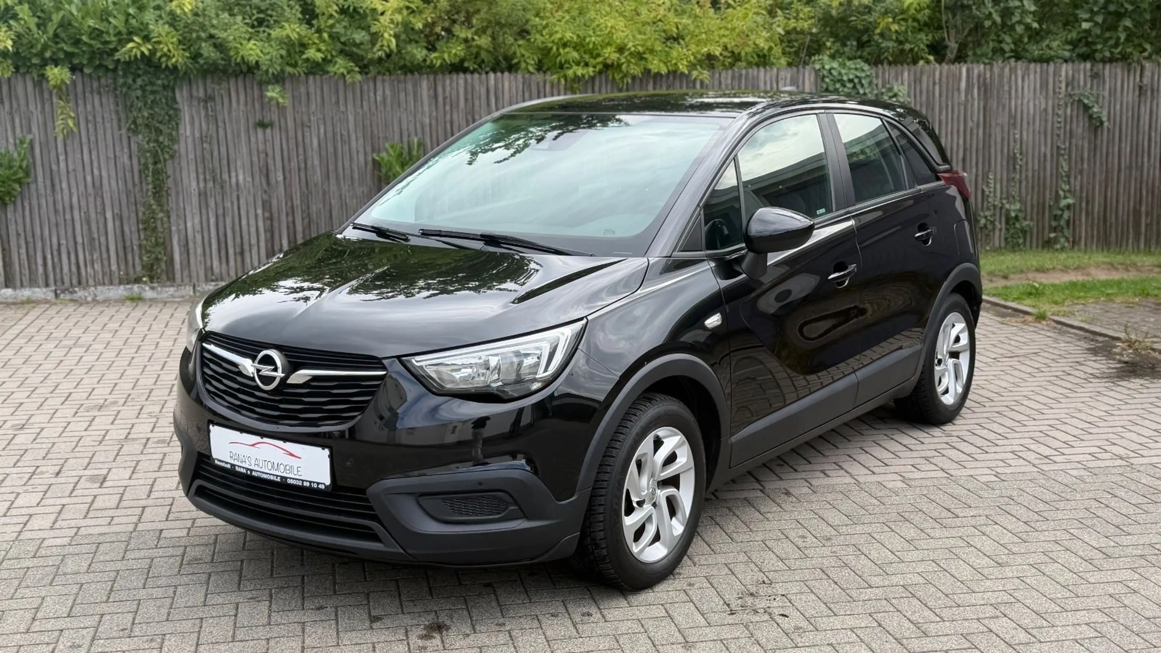 Opel Crossland X — photo 3