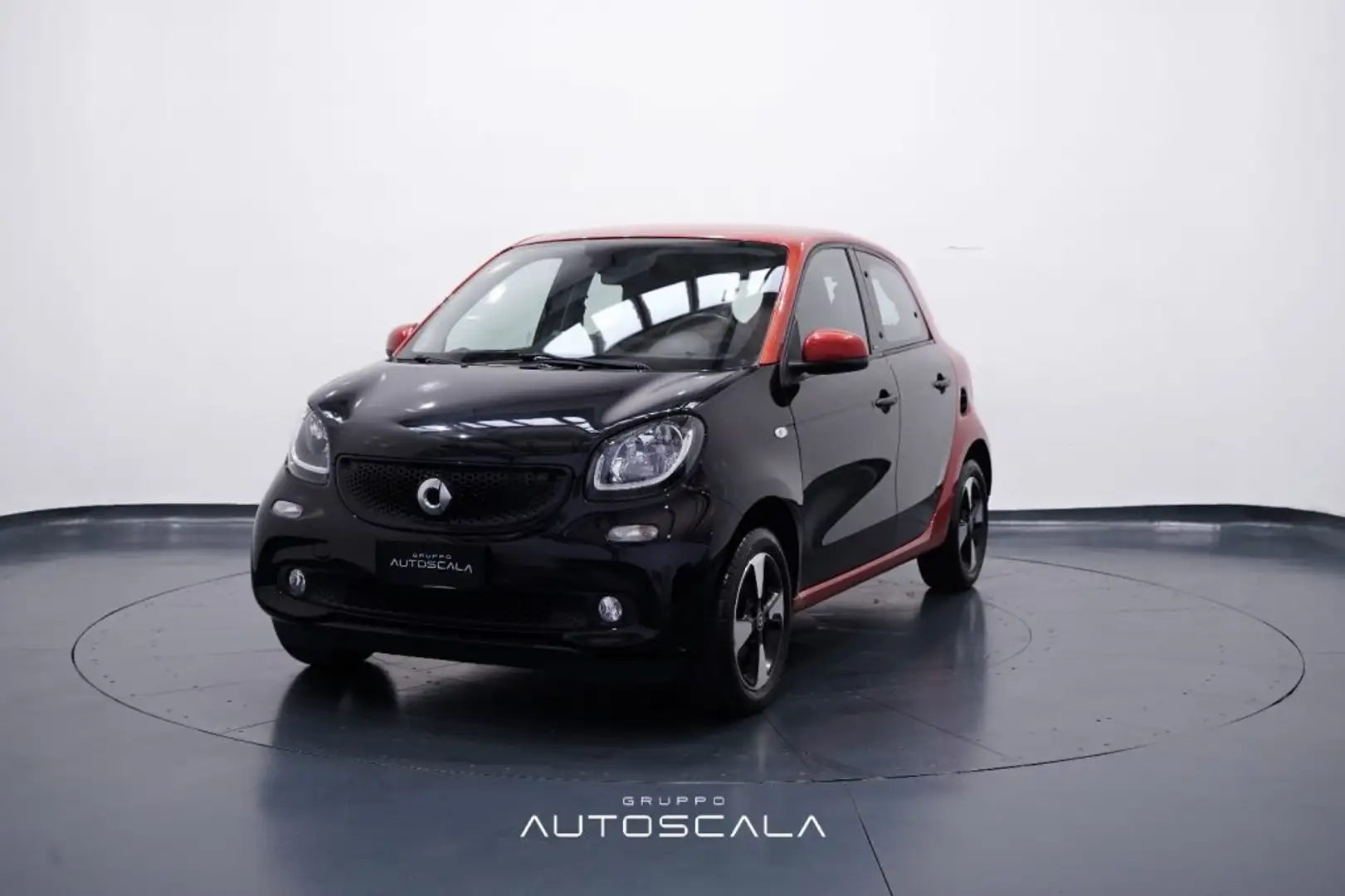 smart forFour 1.0 70cv Passion #Navy #Led Nero - 1