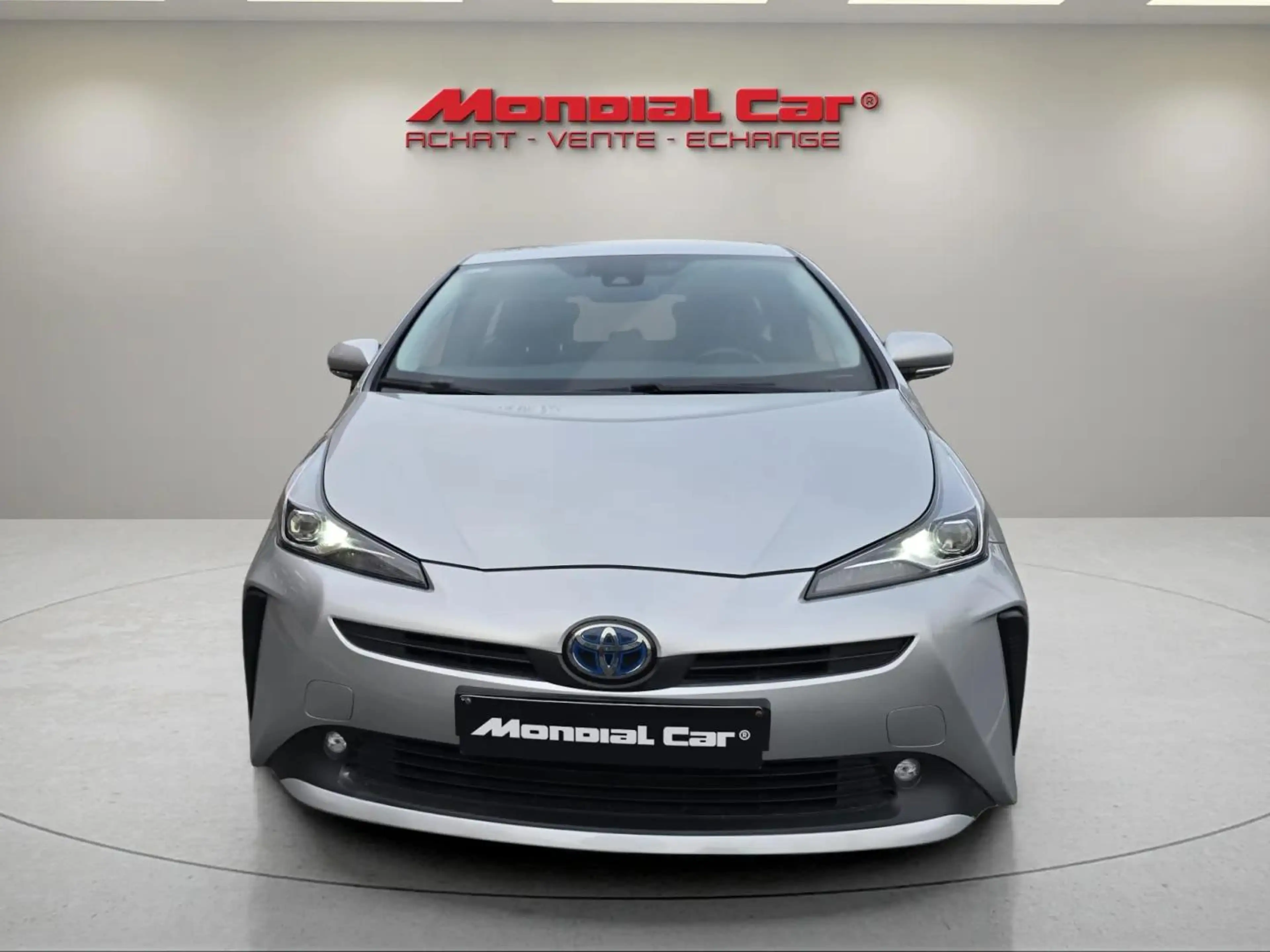 Toyota Prius Prius HEV  COMFORT — photo 9
