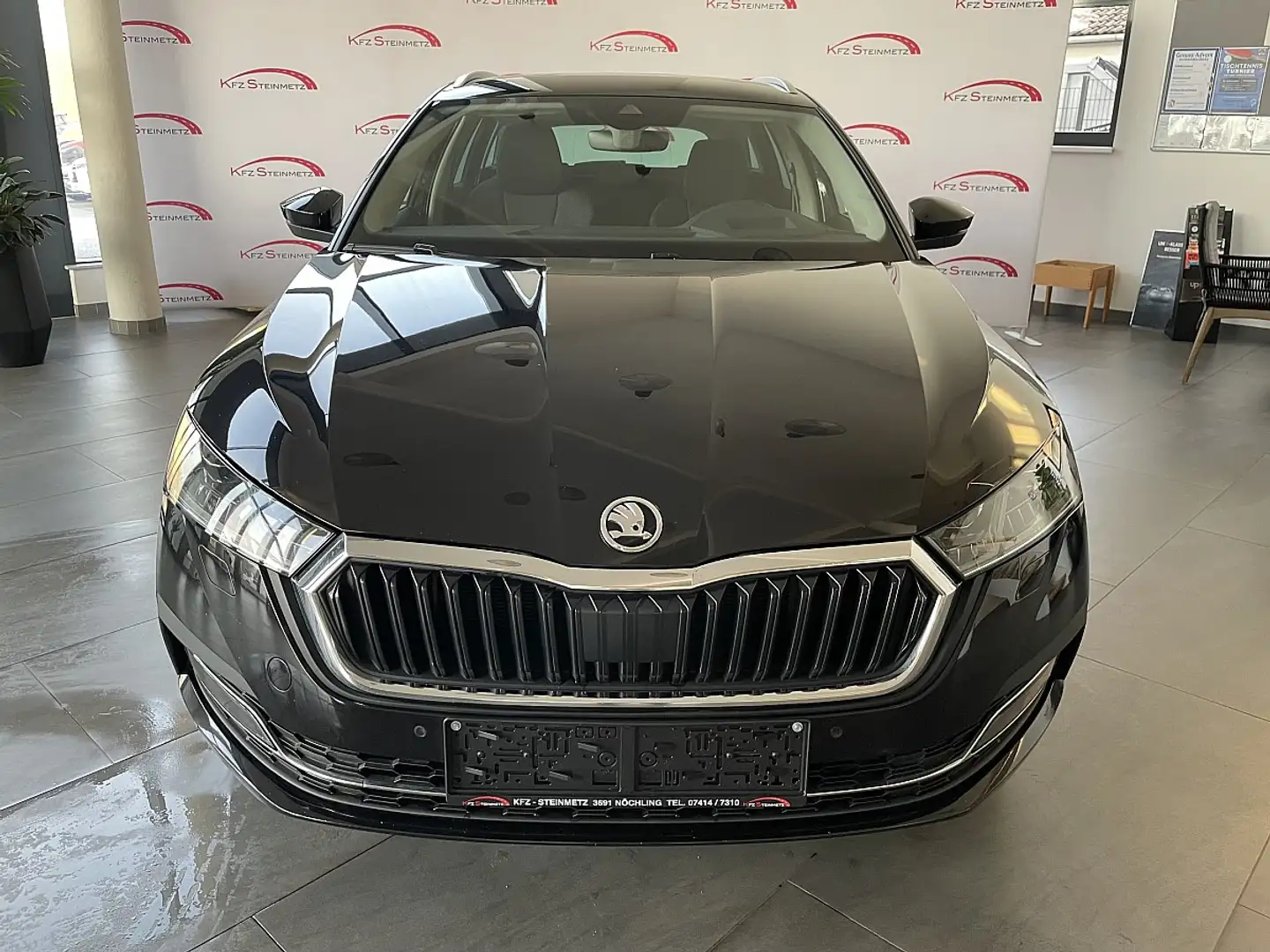 Skoda Octavia Combi 2,0 TDI Style DSG, Head Up, elektr. Sitze Schwarz - 2