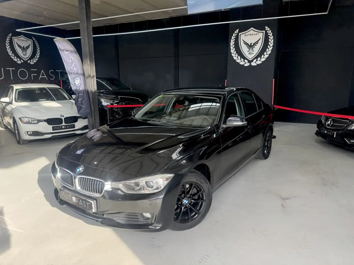 BMW 320 320d Essential Edition Negro - 1
