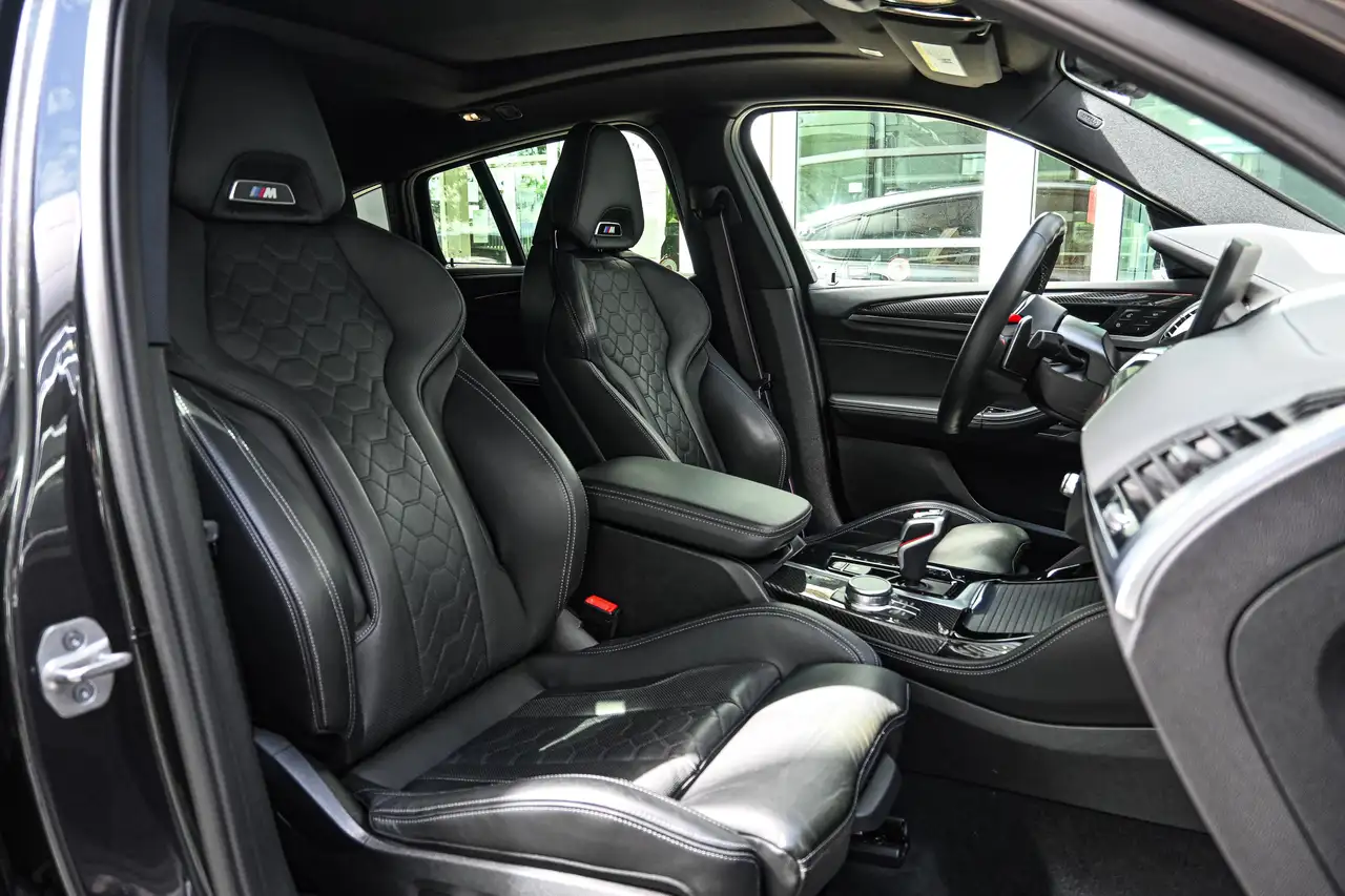 BMW X4 M fotografie BMW X4 M