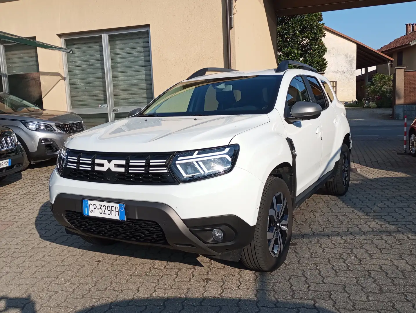 Dacia Duster 1.0 tce Journey UP GPL 4x2 100cv Bianco - 1