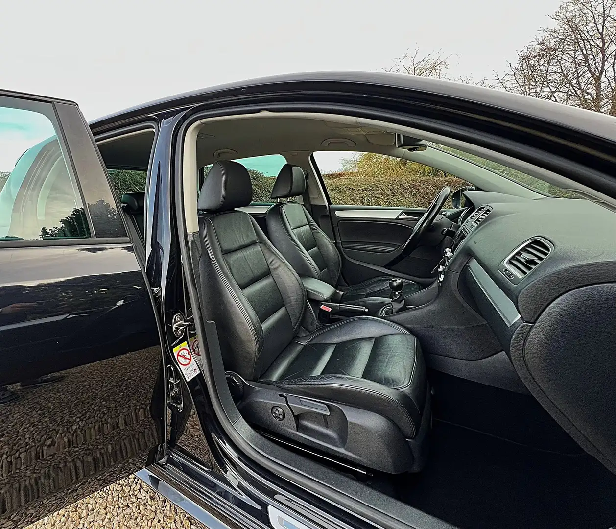 Volkswagen Golf 1.6 TDi 105 CV R-LINE SPORT FULL GPS XENON CUIR Negro - 2