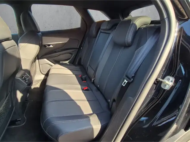 Peugeot 3008 view 8