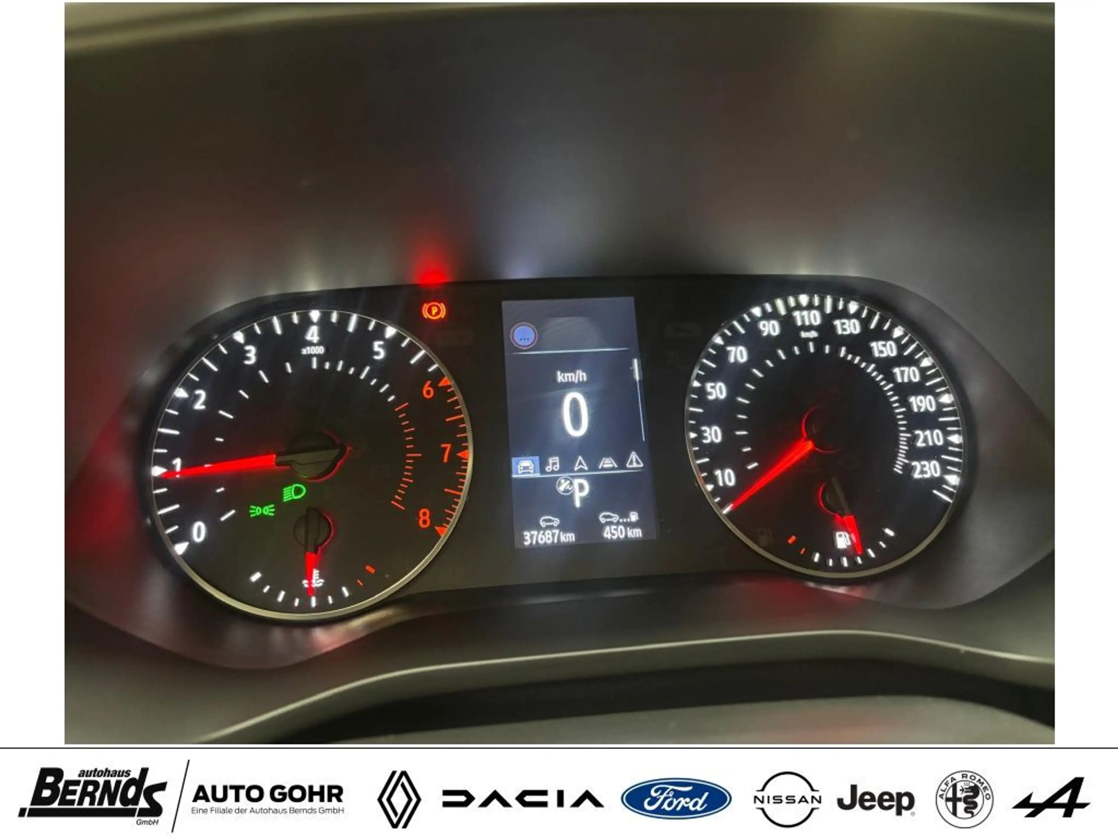 Renault Arkana ZEN 140 EDC AHK Klima Navi Kamera Safety LED — photo 13