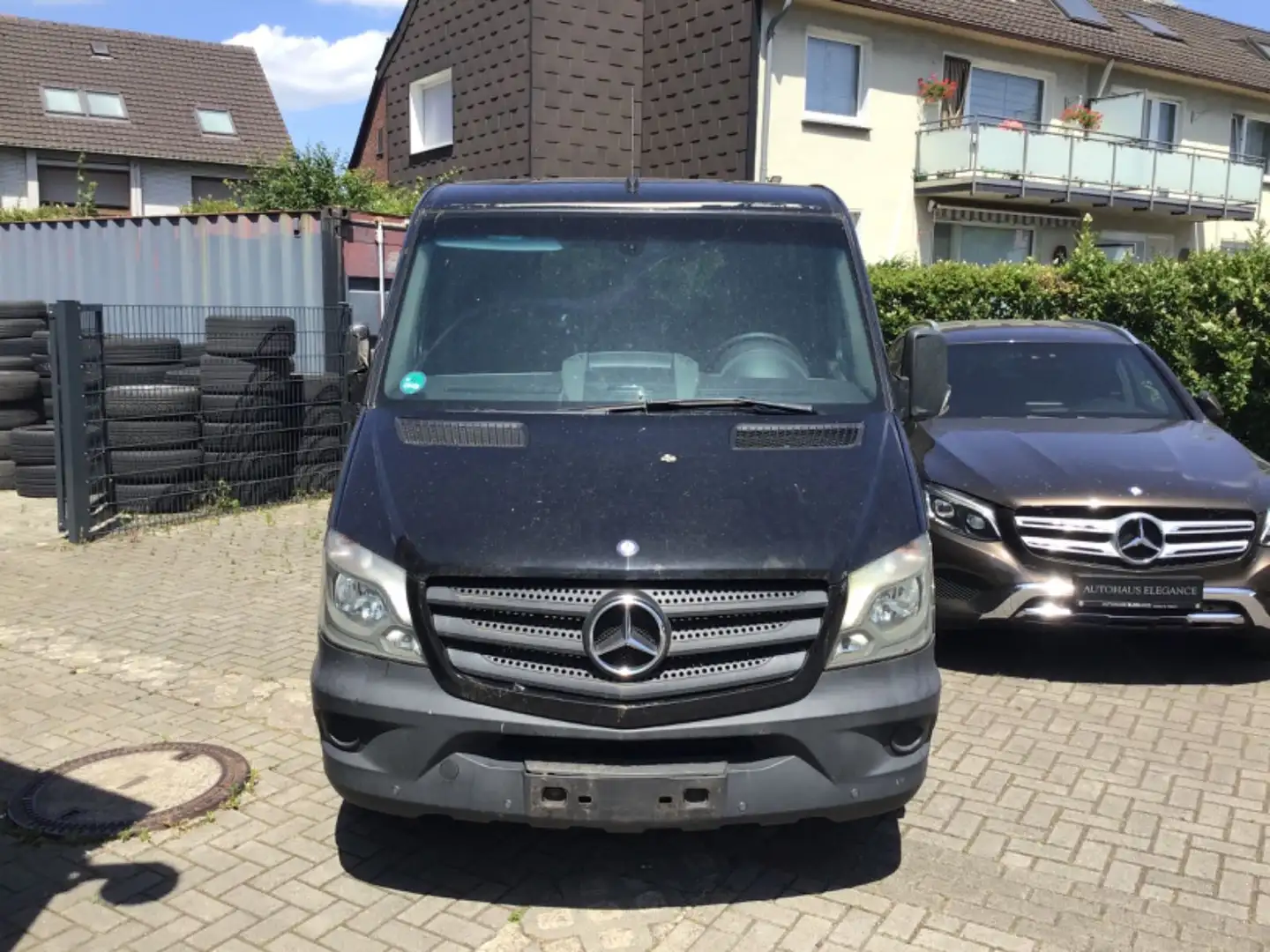 Mercedes-Benz Sprinter Aut.~Behindertengerechter Umbau~9 Sitze Schwarz - 2