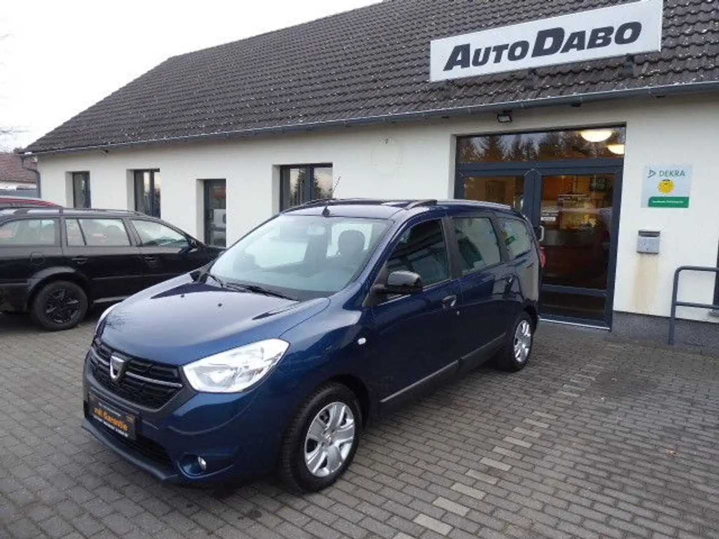 Dacia Lodgy Comfort 7-Sitzer Blau - 1