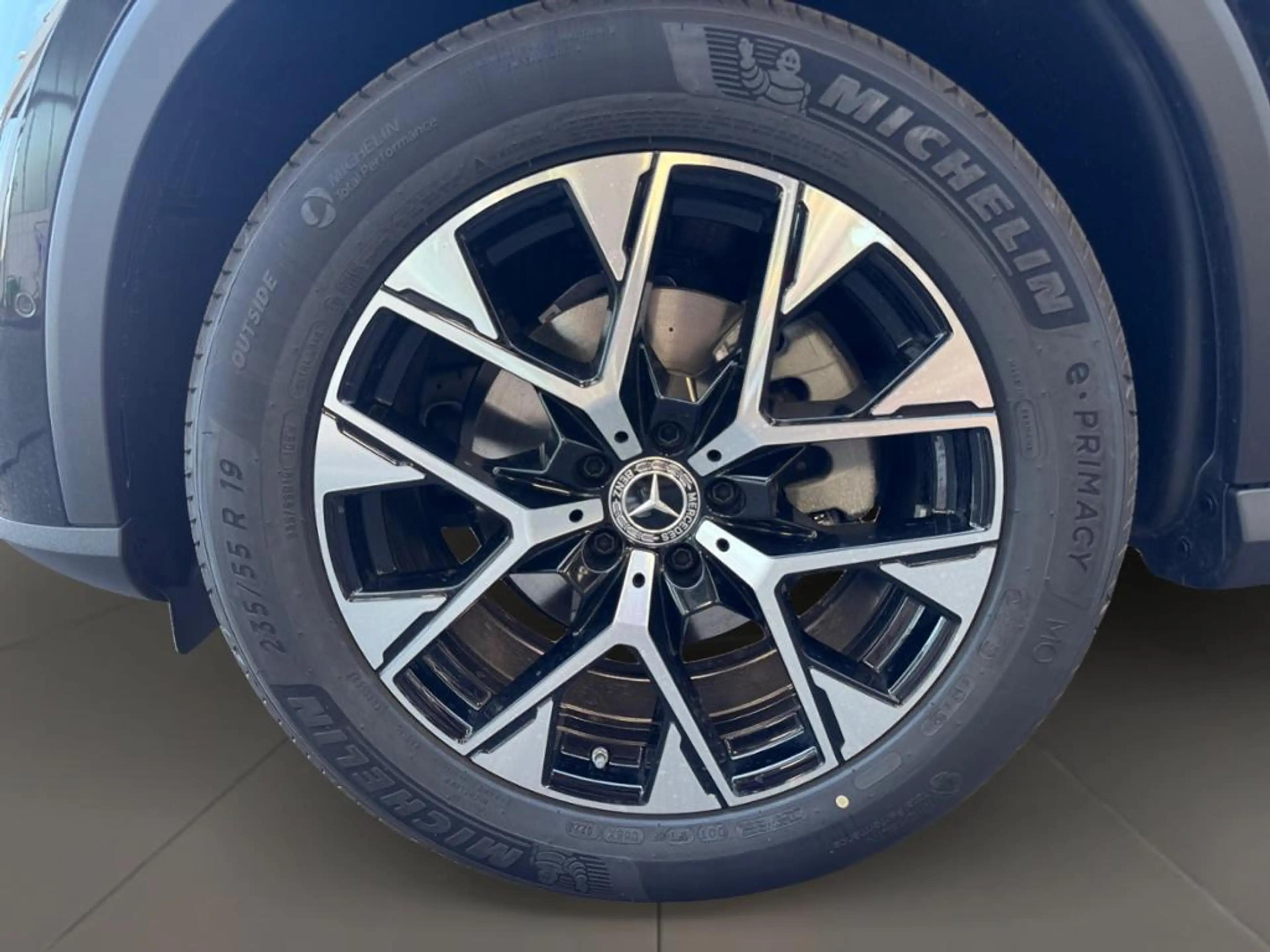 Mercedes-Benz GLC 200 4MATIC Avantgarde+MBUX+AHK+Wide+360+Cam — photo 8