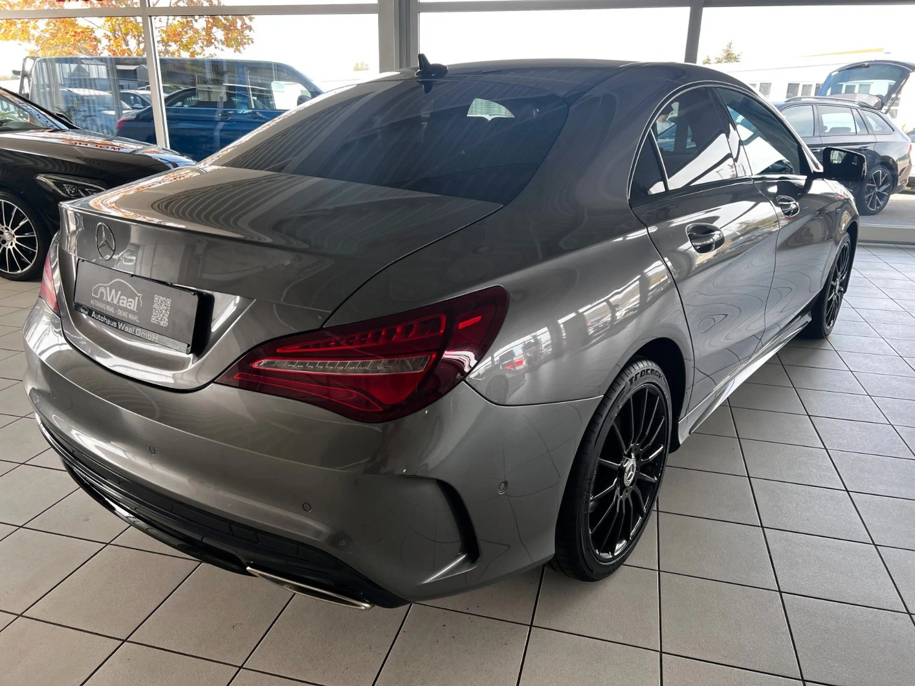 Mercedes-Benz CLA 220 d UrbanStyle Edition/AMG-Sport Coup — photo 5