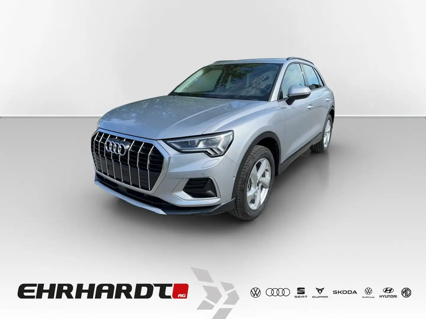 Audi Q3 35 TFSI advanced AHK*MATRIX*NAV*SHZ*ACC*PARKL*E... Silber - 1