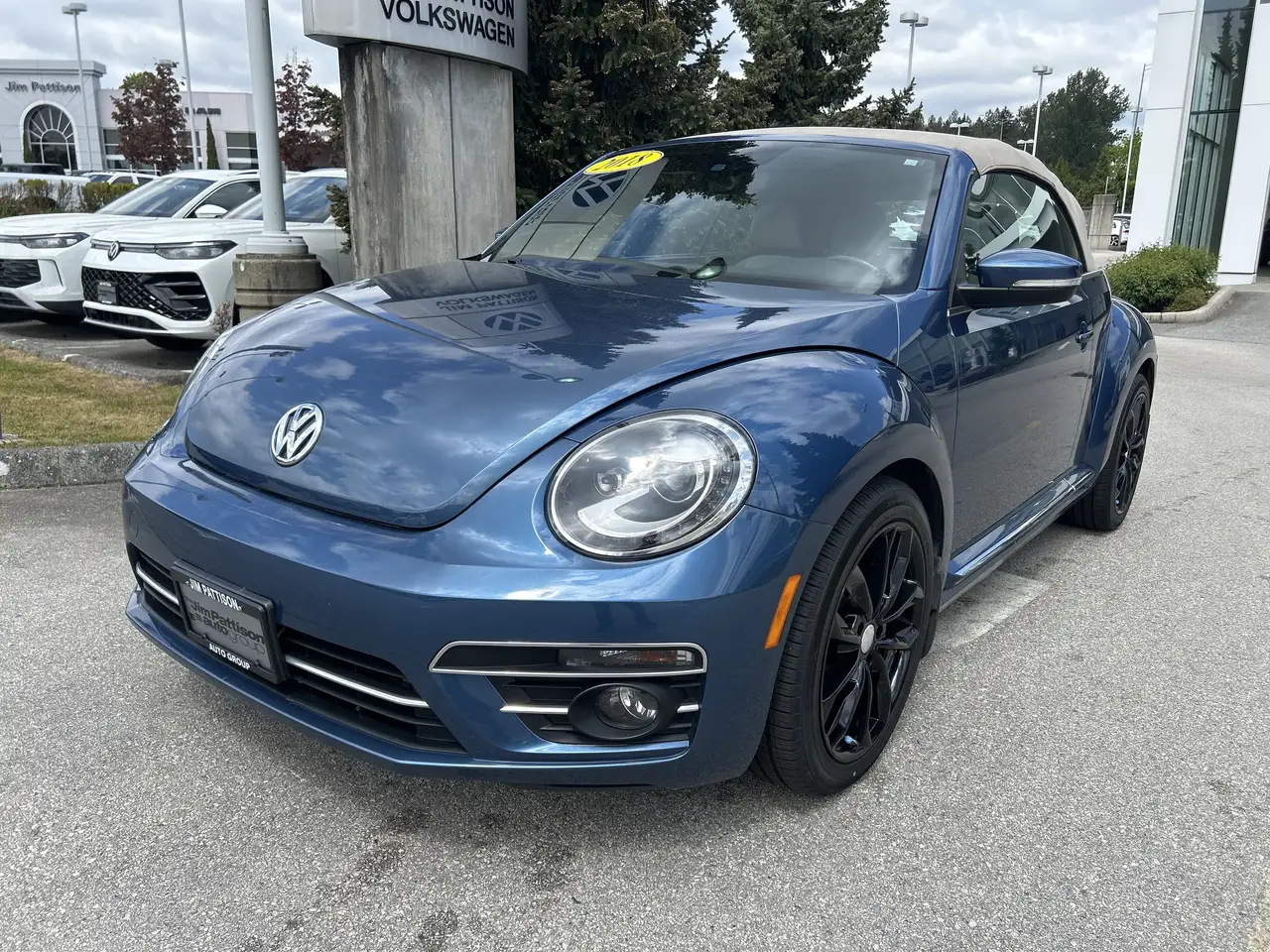 Volkswagen Beetle снимка Volkswagen Beetle