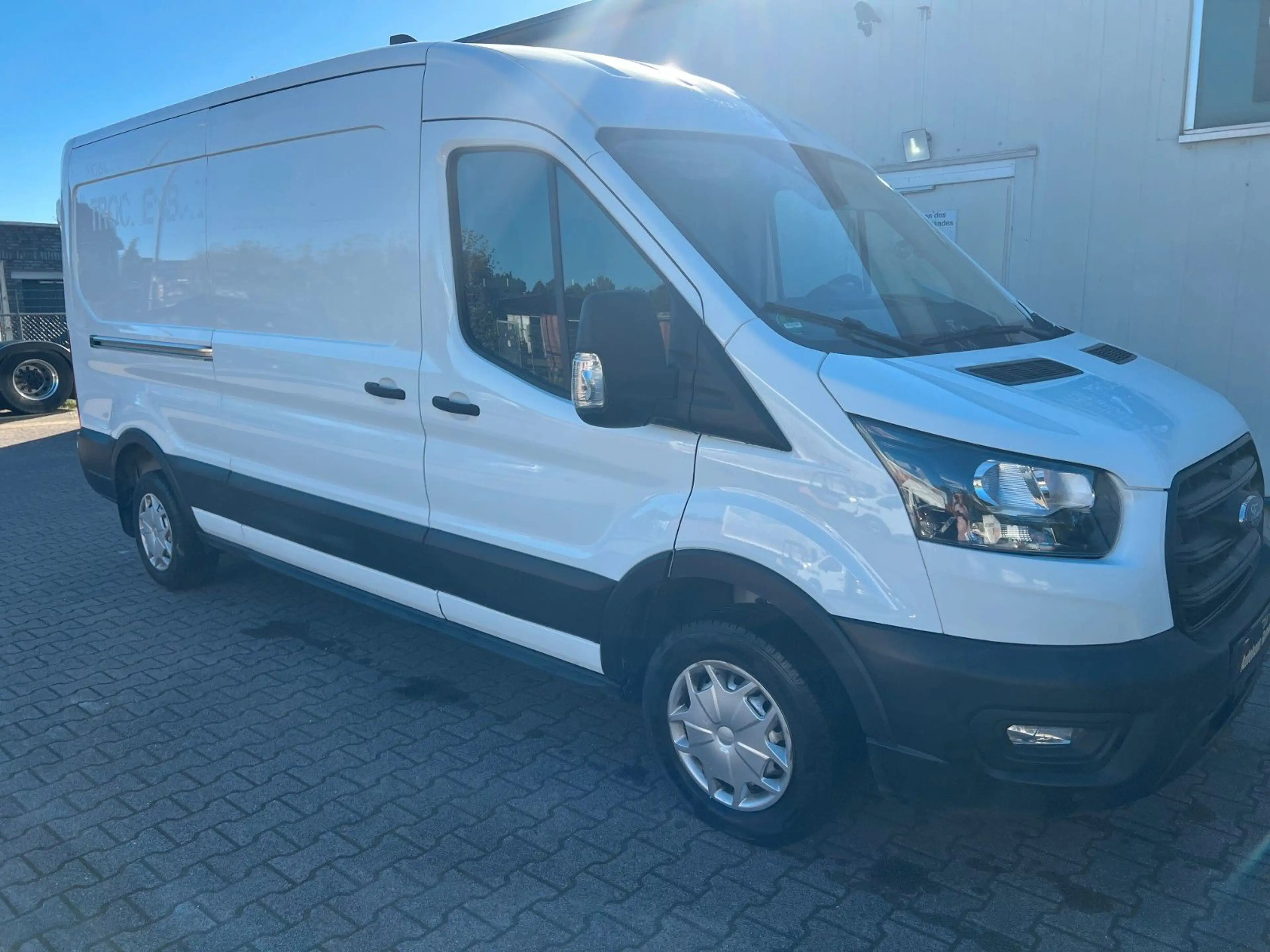 Ford Transit Kasten Trend L3H3 PDC Klima Nur 15TKM — photo 5