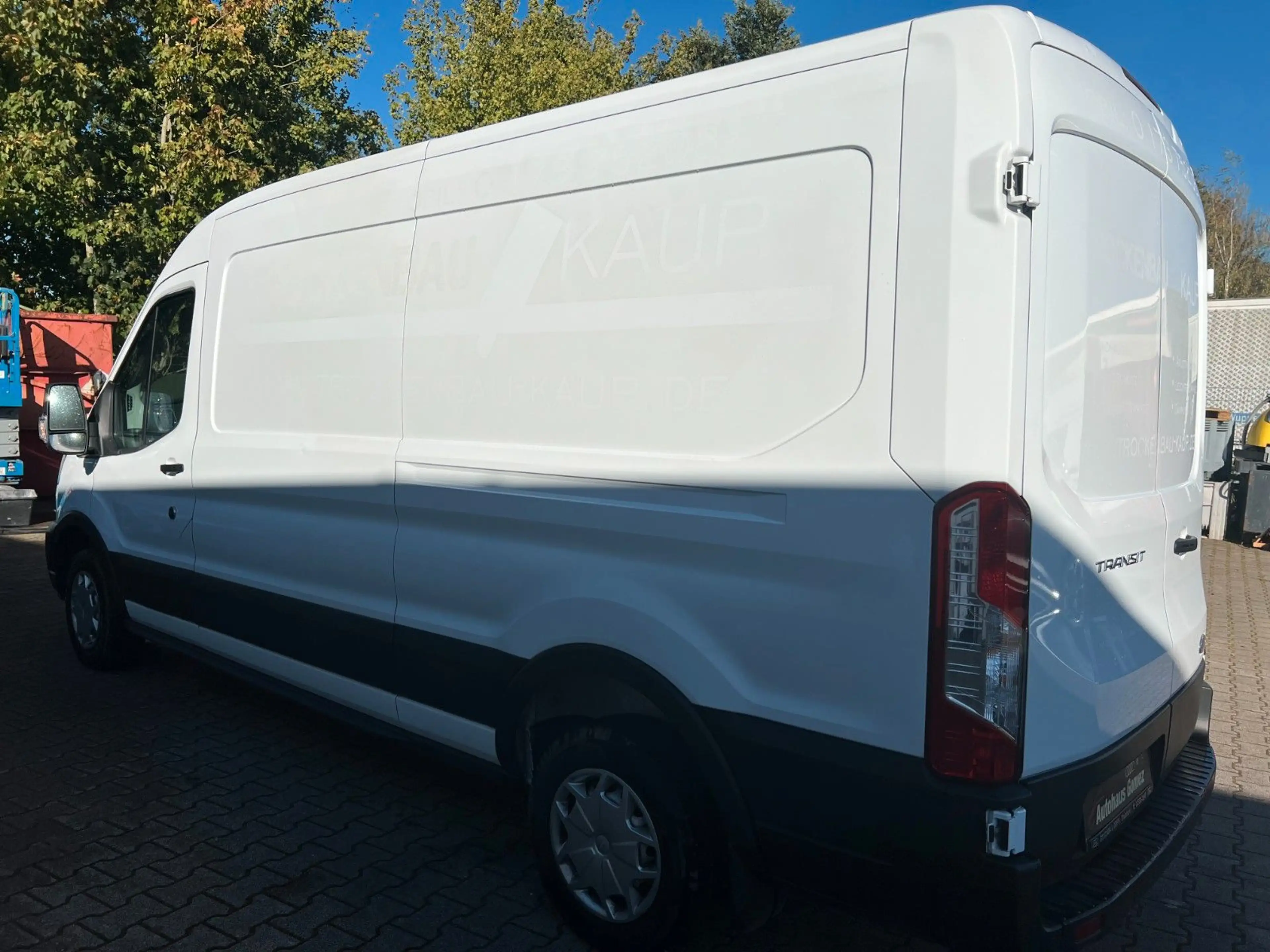Ford Transit Kasten Trend L3H3 PDC Klima Nur 15TKM — photo 2