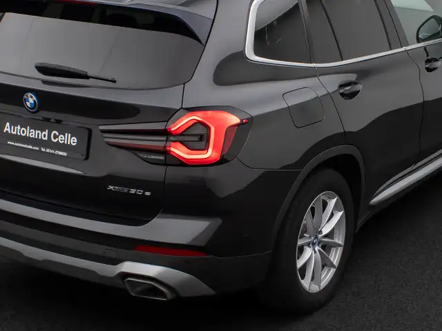 BMW X3 view 15