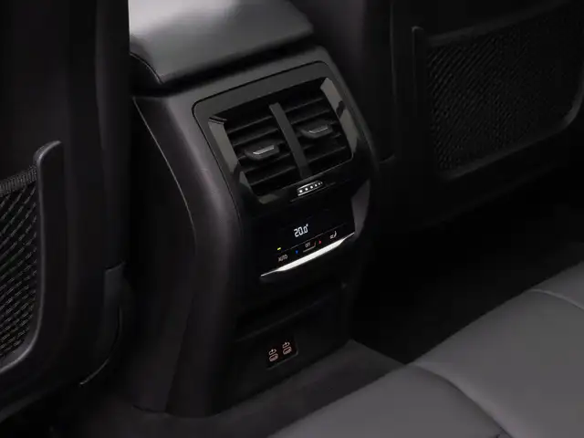 BMW X3 view 28