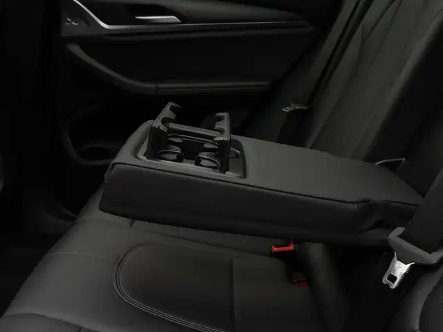 BMW X3 view 27