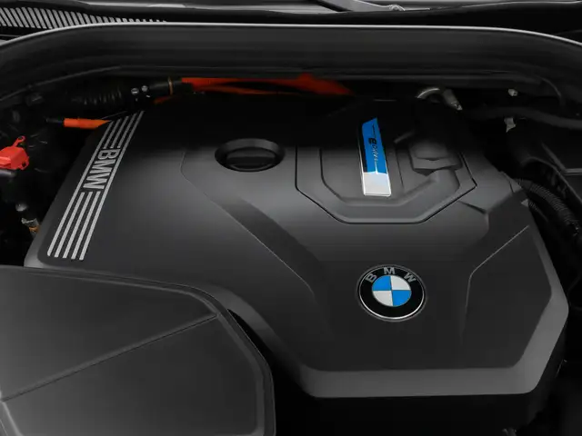 BMW X3 view 14