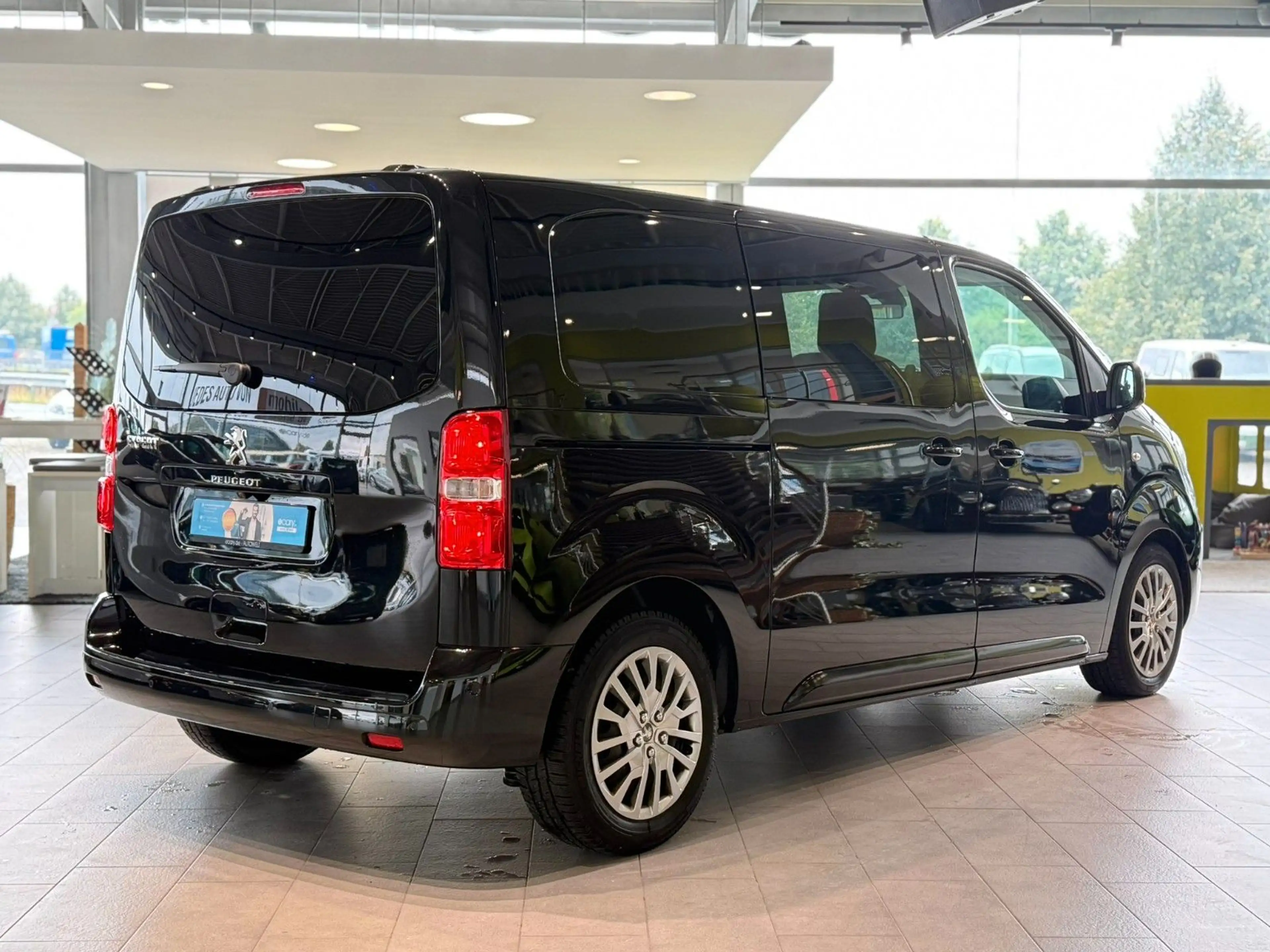 Peugeot Expert Kasten Premium TwinCab / Edition L2 — photo 7