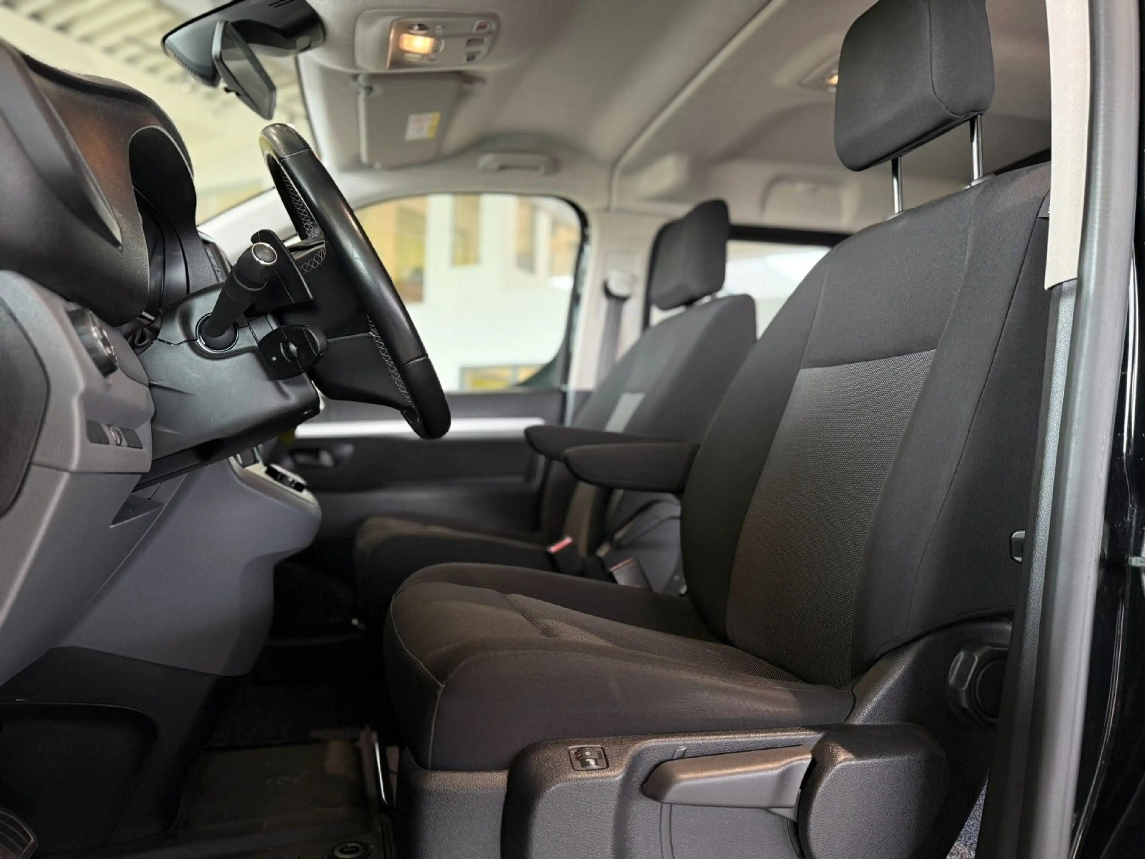 Peugeot Expert Kasten Premium TwinCab / Edition L2 — photo 14