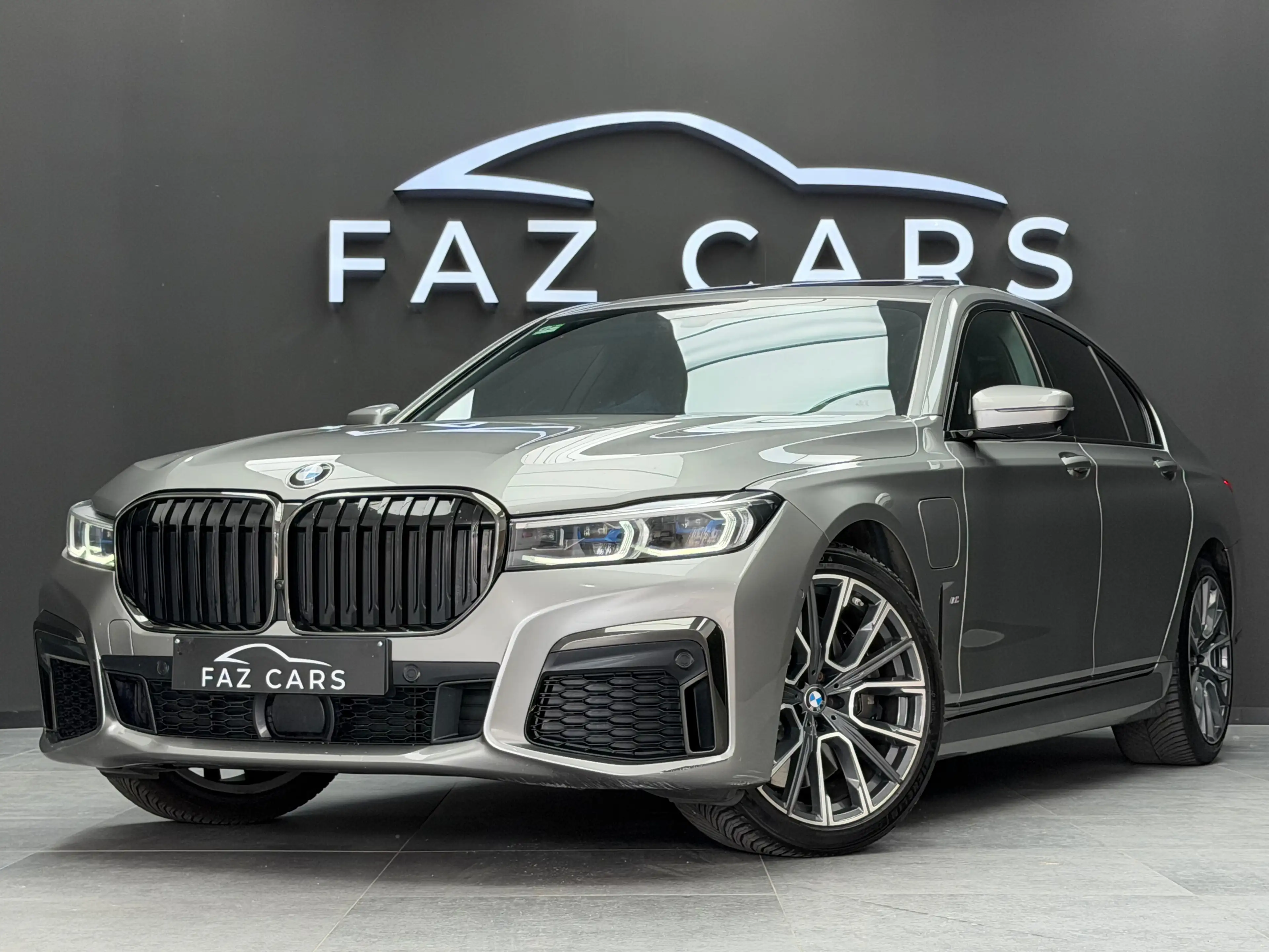 BMW 745 eAS PHEV * 1ER PROP + TVA + FULL OPTIONS *