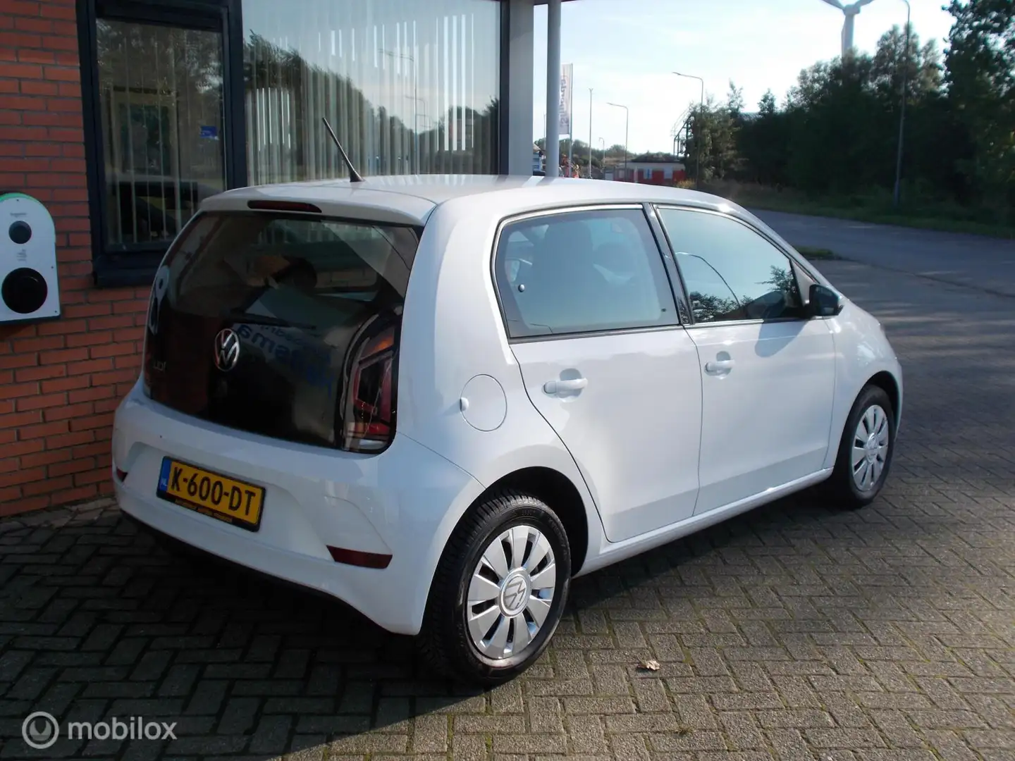 Volkswagen up! 1.0 BMT move up! Airco |5 drs | BTW auto Weiß - 2