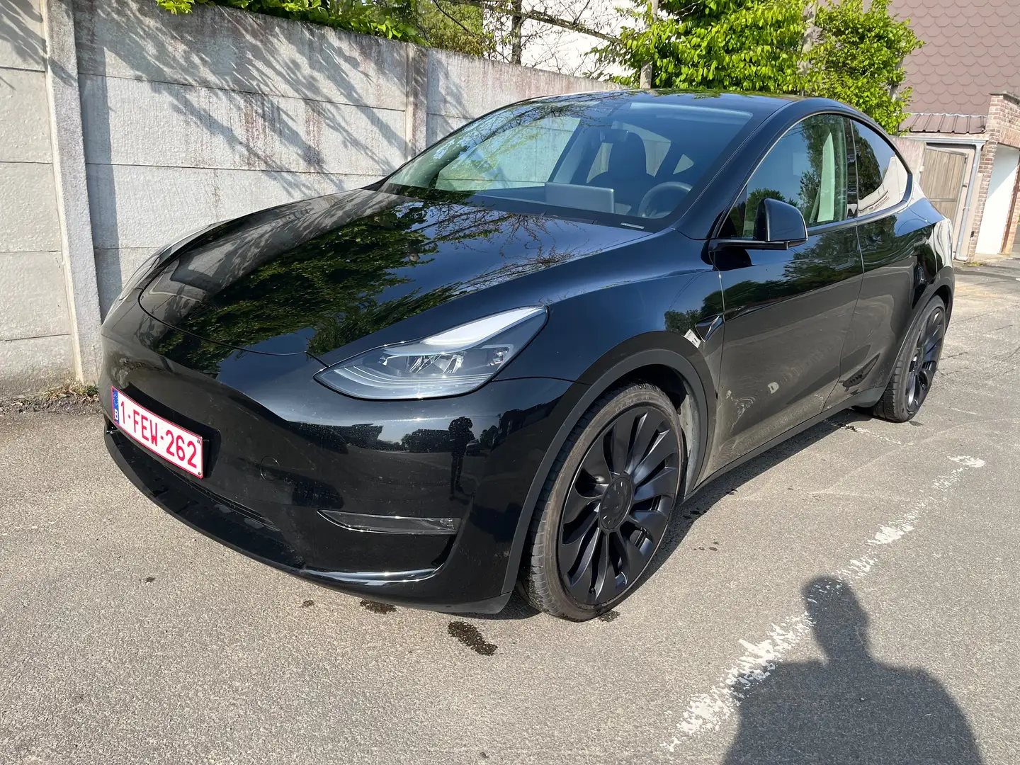 Tesla Model Y Performance Zwart - 1