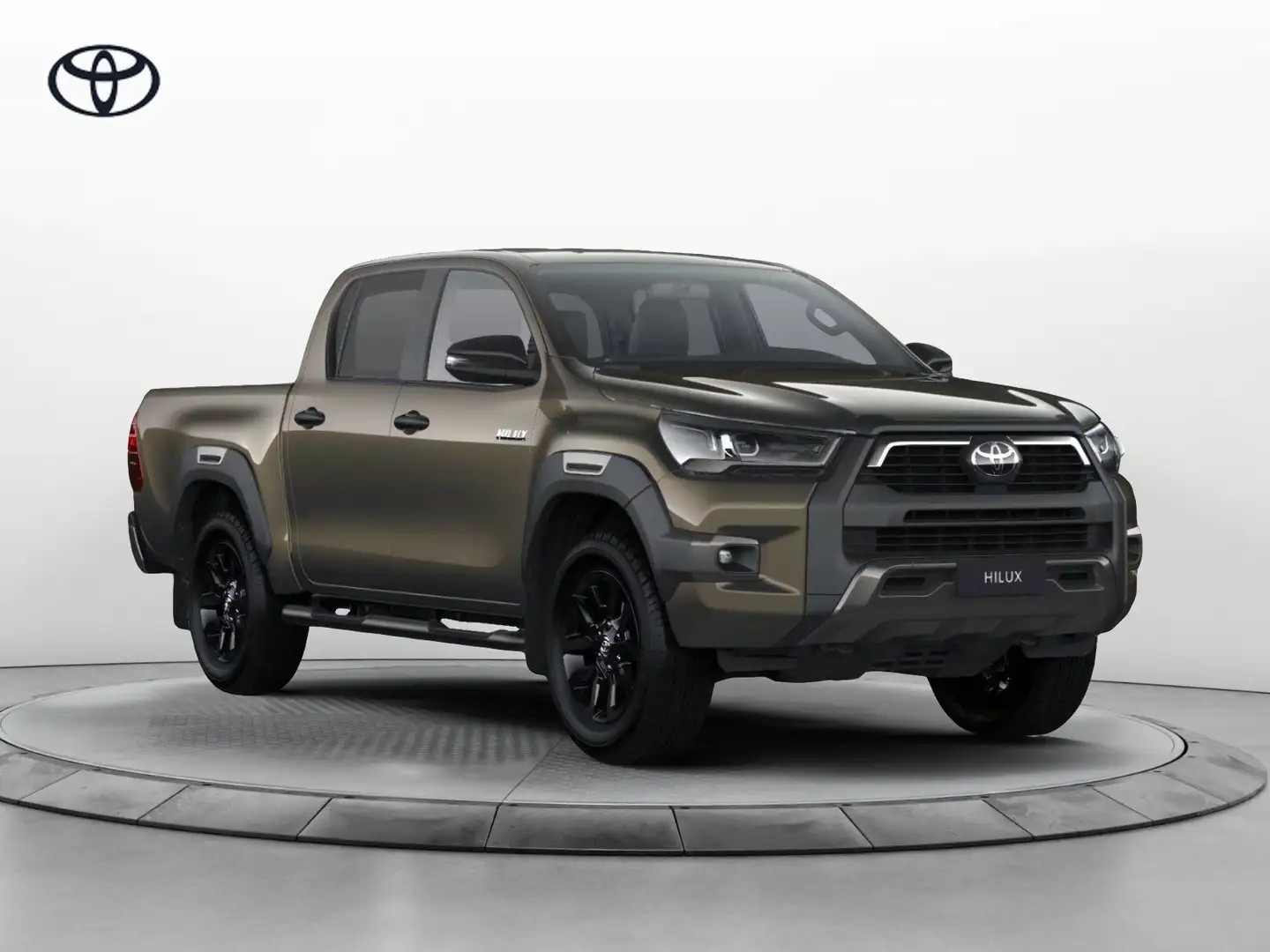 Toyota Hilux 2.8 D-4D A/T 4WD 48V 4 porte Double Cab Invincible Verde - 1