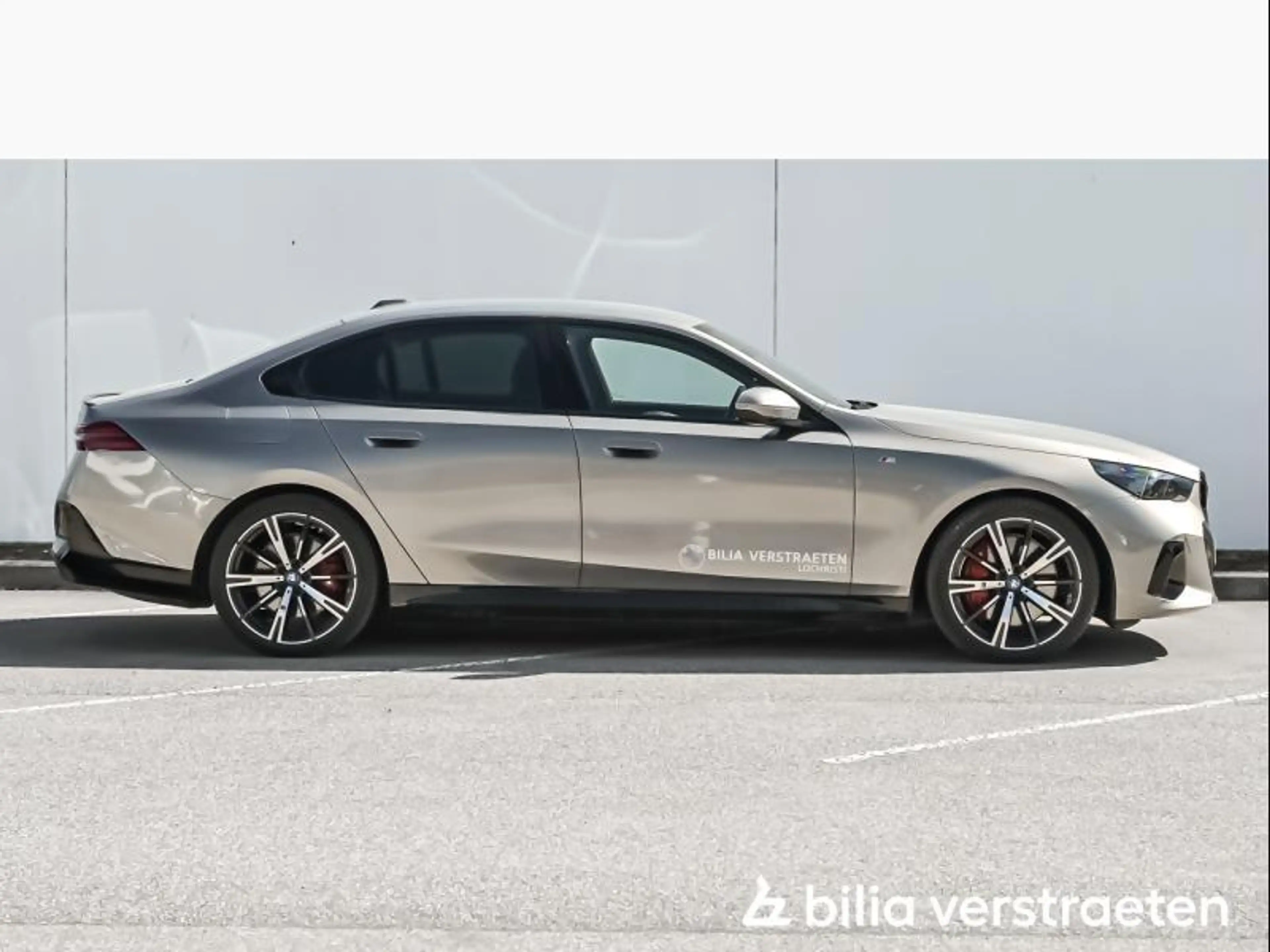 BMW i5 eD40 Berline MPRO - TRKHK - ACC - ADAP LED - H&K — photo 3