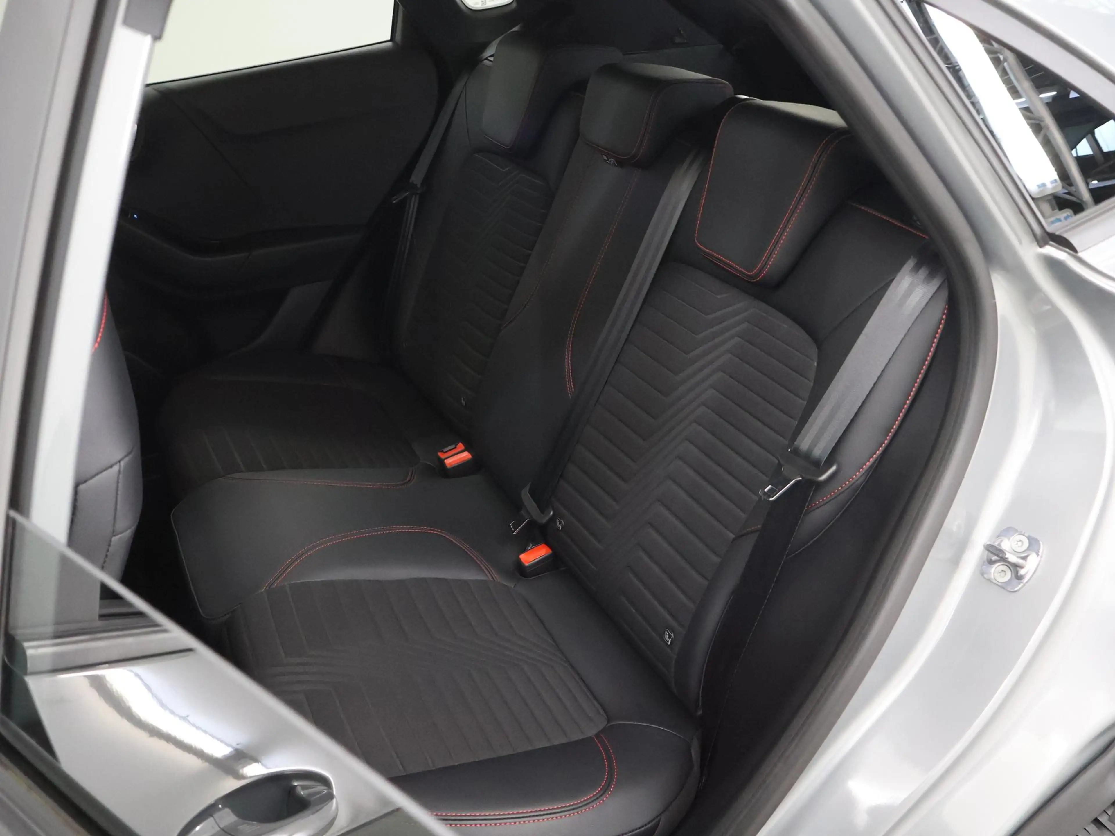 Ford Puma 1.0 EcoBoost Hybrid ST-Line X 155pk Automaat | Ada — photo 11