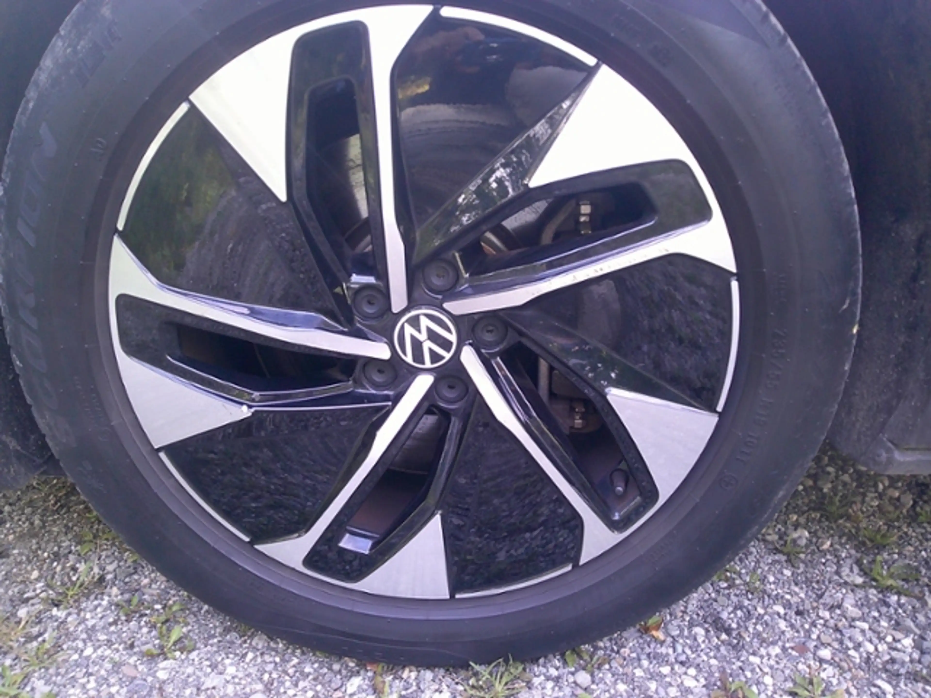 Volkswagen ID.5 Pro Performance 150 kW*Matrix-LED*AHK*Navi*Wärmep — photo 15