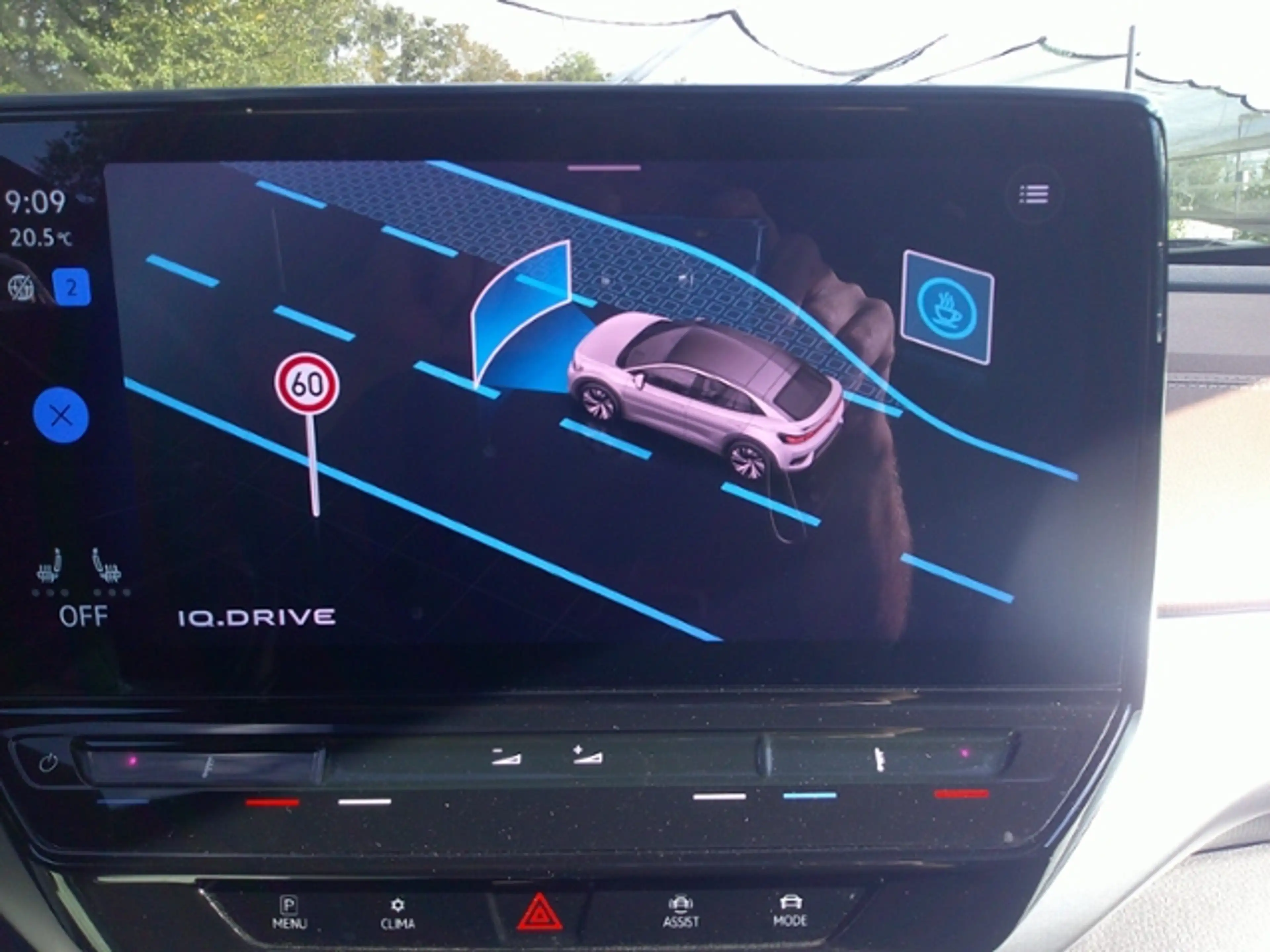 Volkswagen ID.5 Pro Performance 150 kW*Matrix-LED*AHK*Navi*Wärmep — photo 12