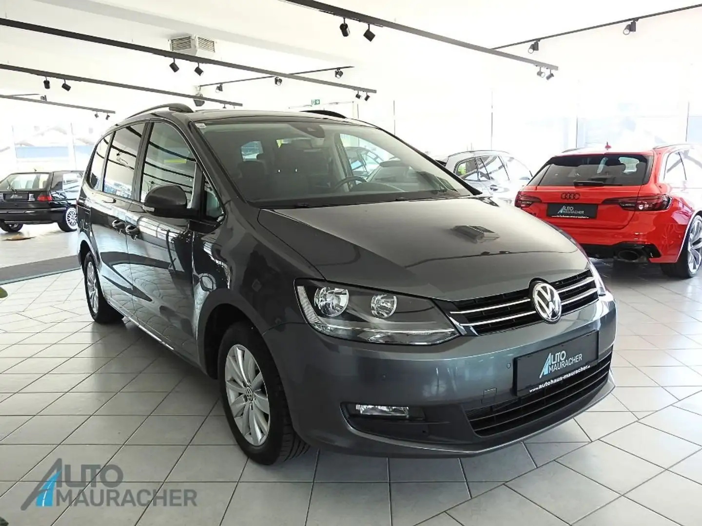 Volkswagen Sharan 2.0 TDI BMT Comfortline 4Motion*NAVI*PDC* Grau - 2