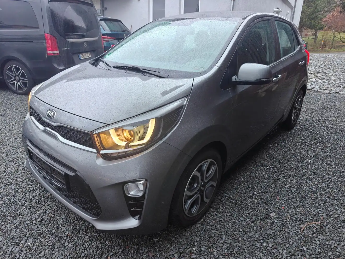Kia Picanto Spirit Grau - 1