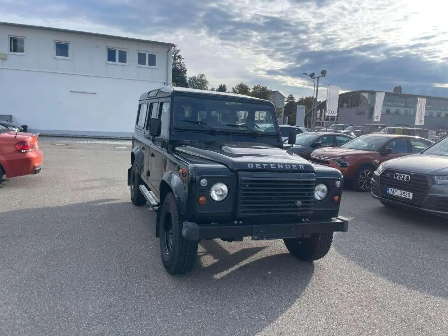 Land Rover Defender 110 E Klima WiPa, absolut neuwertig Schwarz - 2