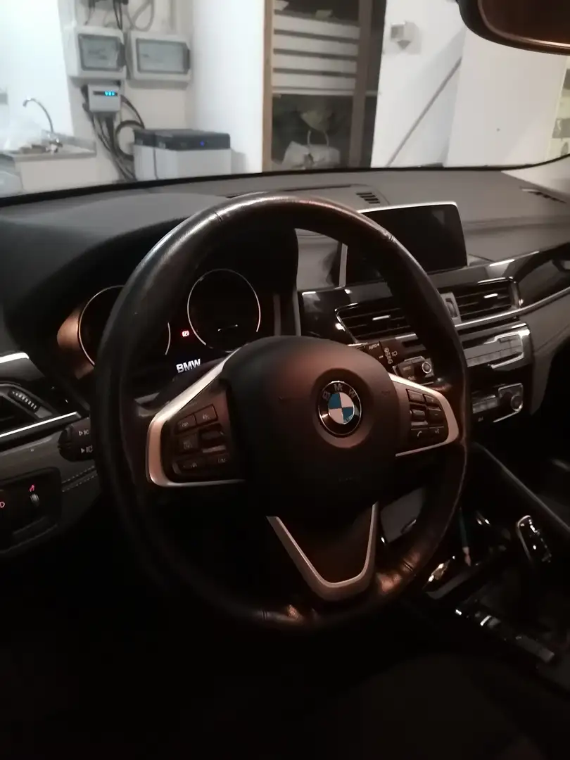 BMW X2 X2 sdrive18i Advantage 140cv auto Nero - 2