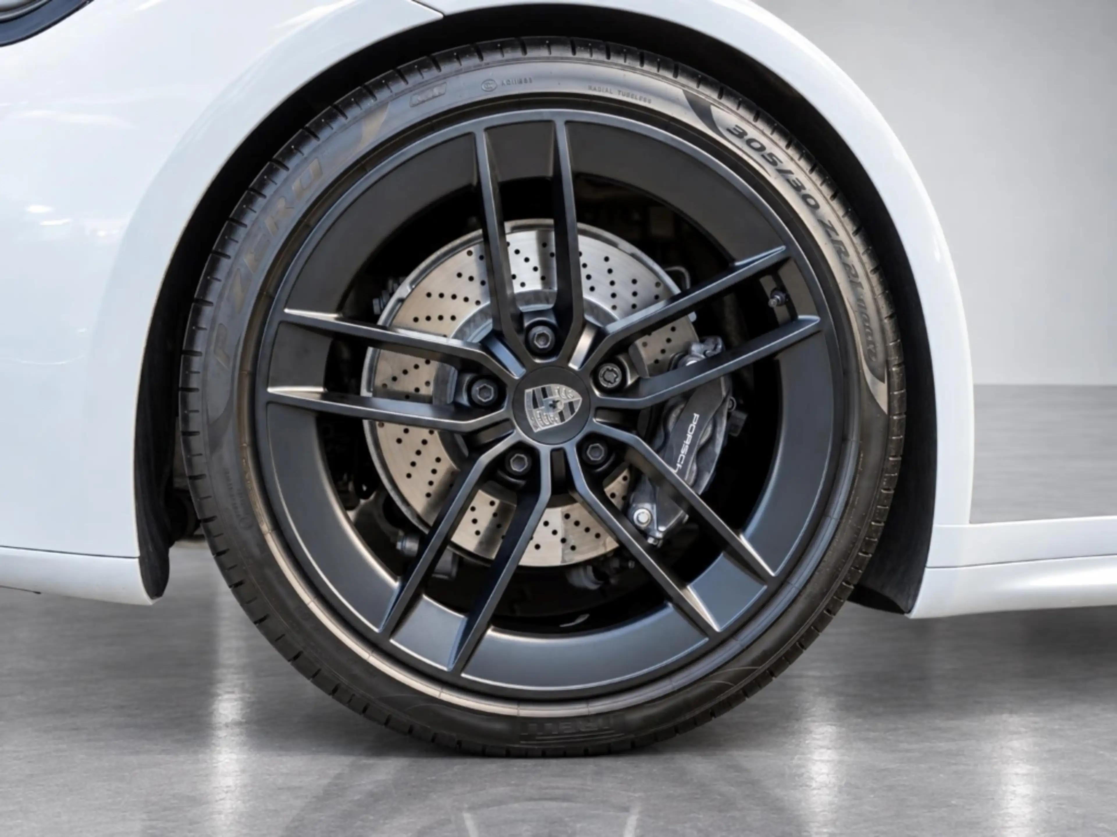 Porsche 992 -2 (911) Carrera T Cabriolet — photo 8